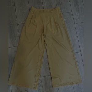 Long cream pants. Extra large size from Shein.